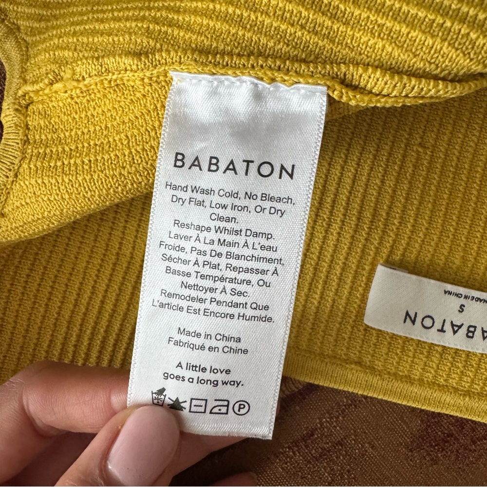 Aritzia Babaton Yellow Ribbed Crop Tank Top Size Small - Picture 7 of 7